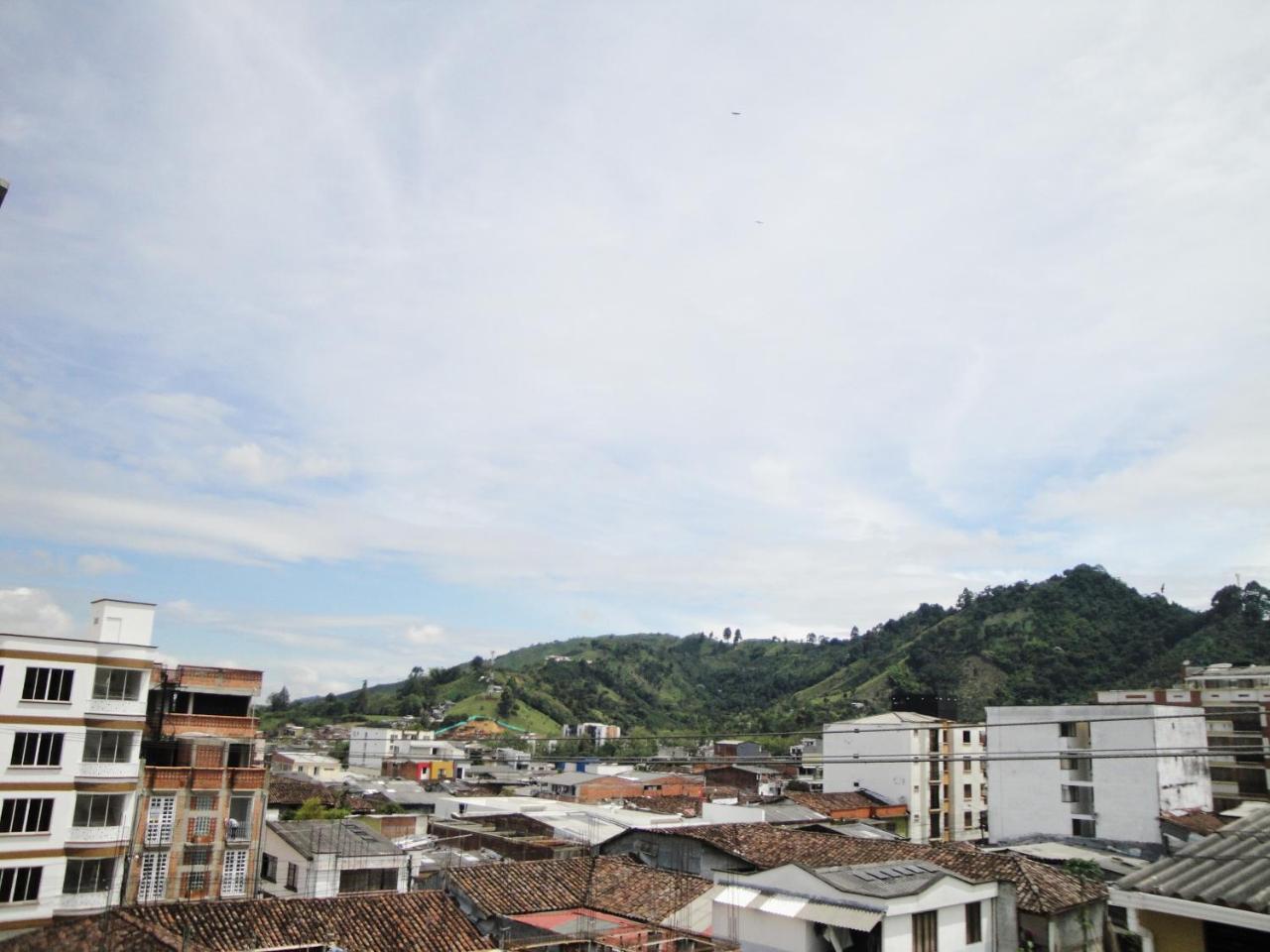 Santa Isabel Centro 401 Daire Santa Rosa de Cabal Dış mekan fotoğraf